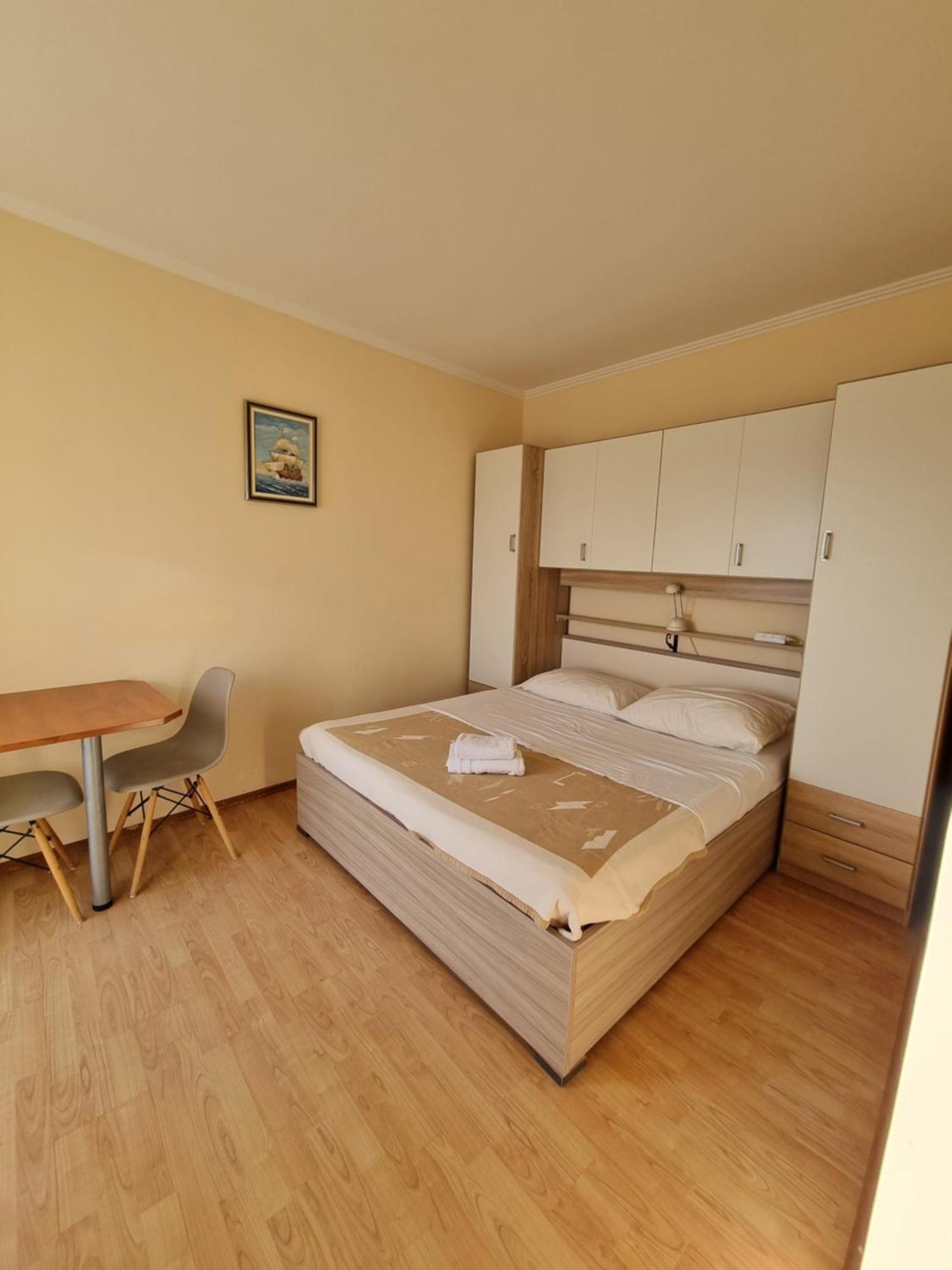 Apartmani Apollo - Drašnice Chambre photo
