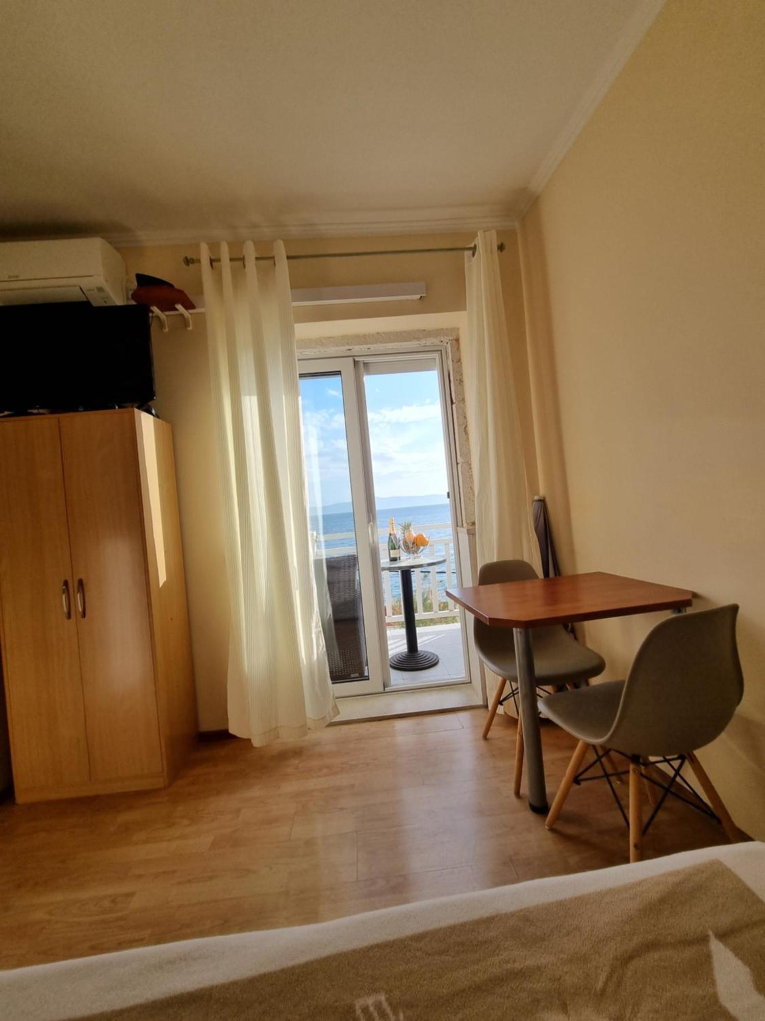 Apartmani Apollo - Drašnice Chambre photo