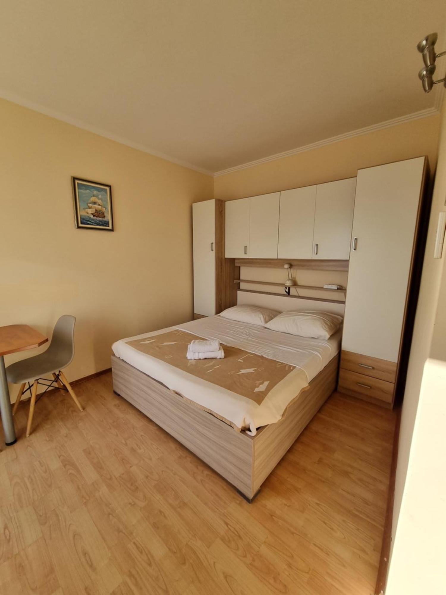 Apartmani Apollo - Drašnice Chambre photo